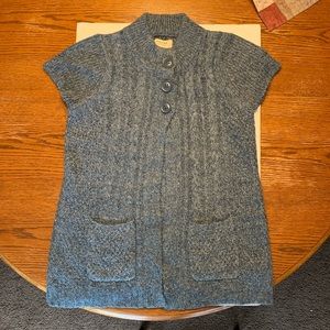 Sonoma short sleeve sweater. Size L